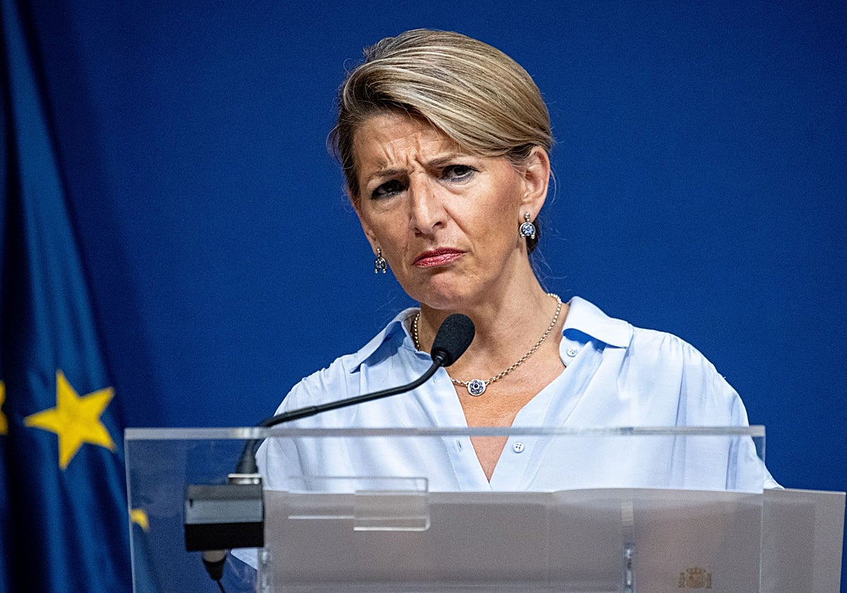 La vicepresidenta Yolanda Díaz, este jueves, en la sede del Ministerio de Trabajo