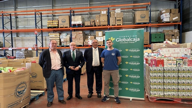 La Fundación Globalcaja dona al Banco de Alimentos de Ciudad Real 4.000 kilos de productos básicos