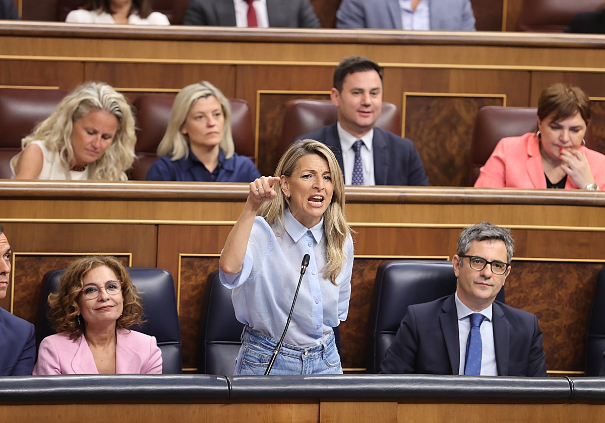 Foto: La vicepresidenta segunda y ministra de Trabajo, Yolanda Díaz | En vídeo: Distintos perfiles políticos reaccionan al informe de la UCO sobre Santos Cerdán
