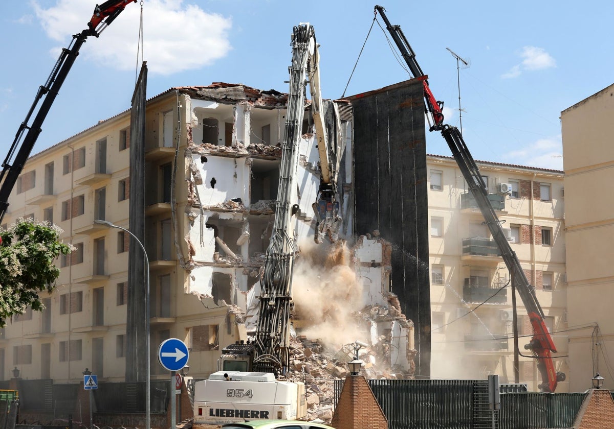 Los trabajos de demolición comenzaron hace 10 días