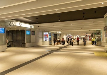 El vestíbulo central subterráneo de Cercanías en Chamartín se pone en servicio este domingo tras completar su reforma