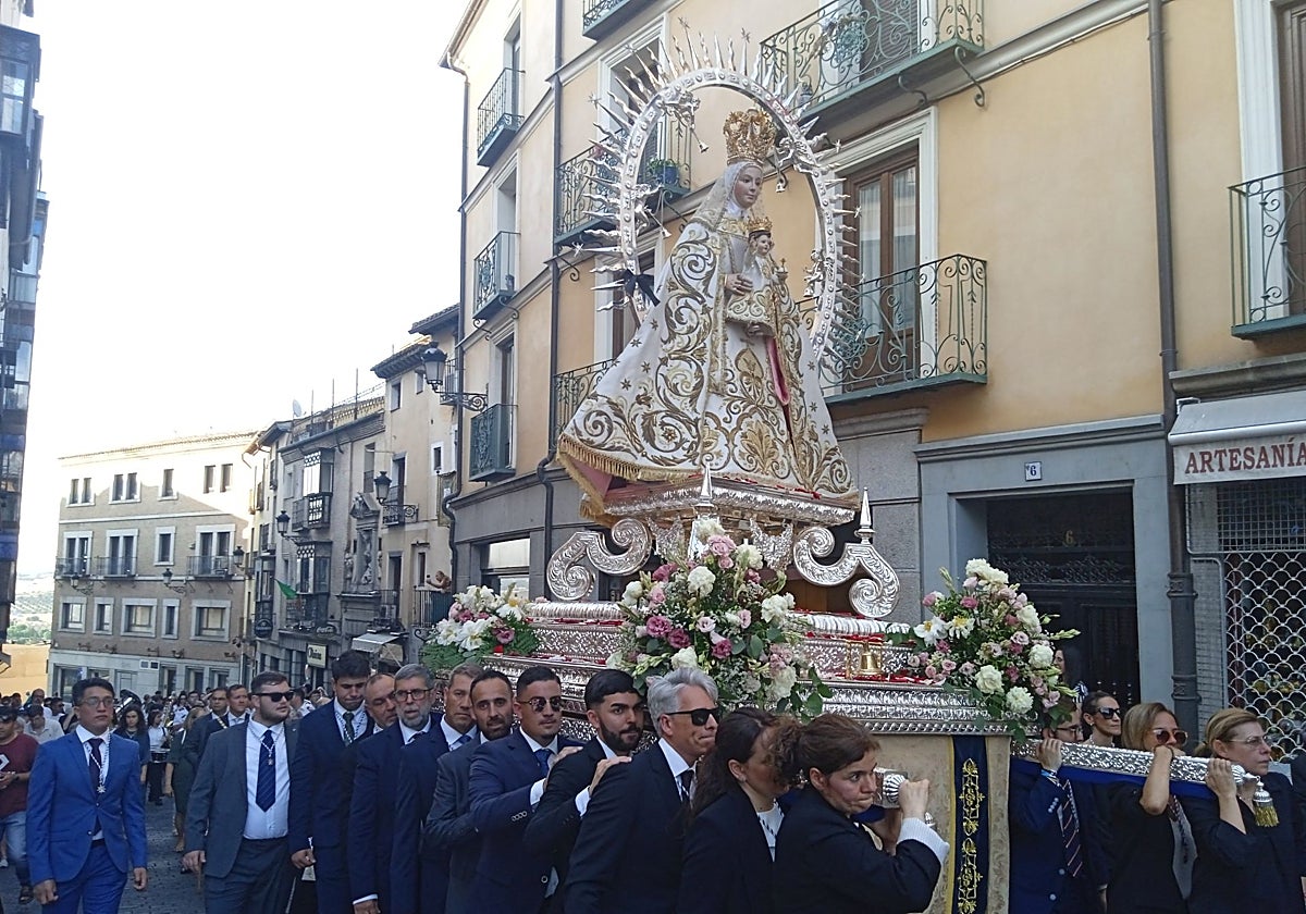 La Virgen de la Estrella a su llegada a la plaza de Zocodover