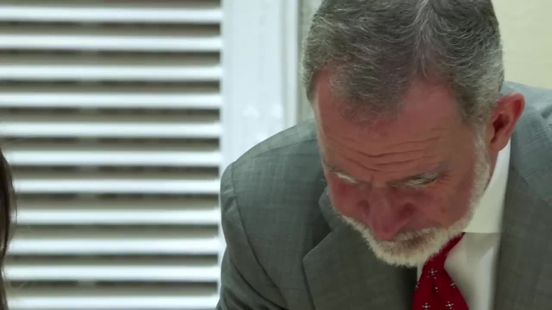 El rey destaca que los escolares comprendan el valor del sistema institucional y la Corona