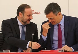 Sánchez acelera la expulsión de Ábalos y Cerdán abandona la militancia del PSOE
