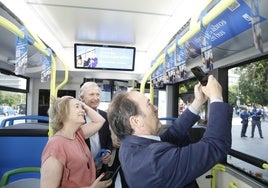 Una biblioteca digital de clásicos a bordo de los autobuses de la EMT
