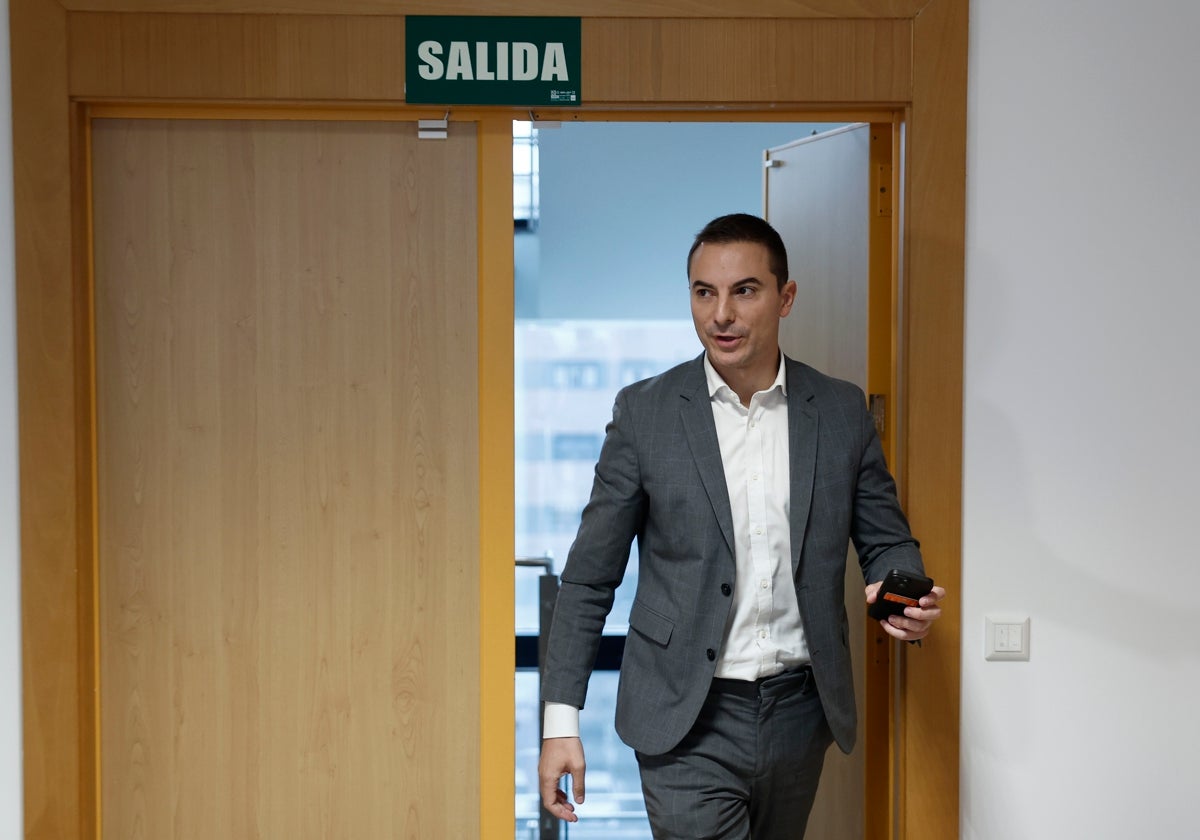 Juan Lobato, en el Senado