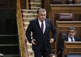 Santos Cerdán informa al Supremo de que este lunes deja el acta de diputado