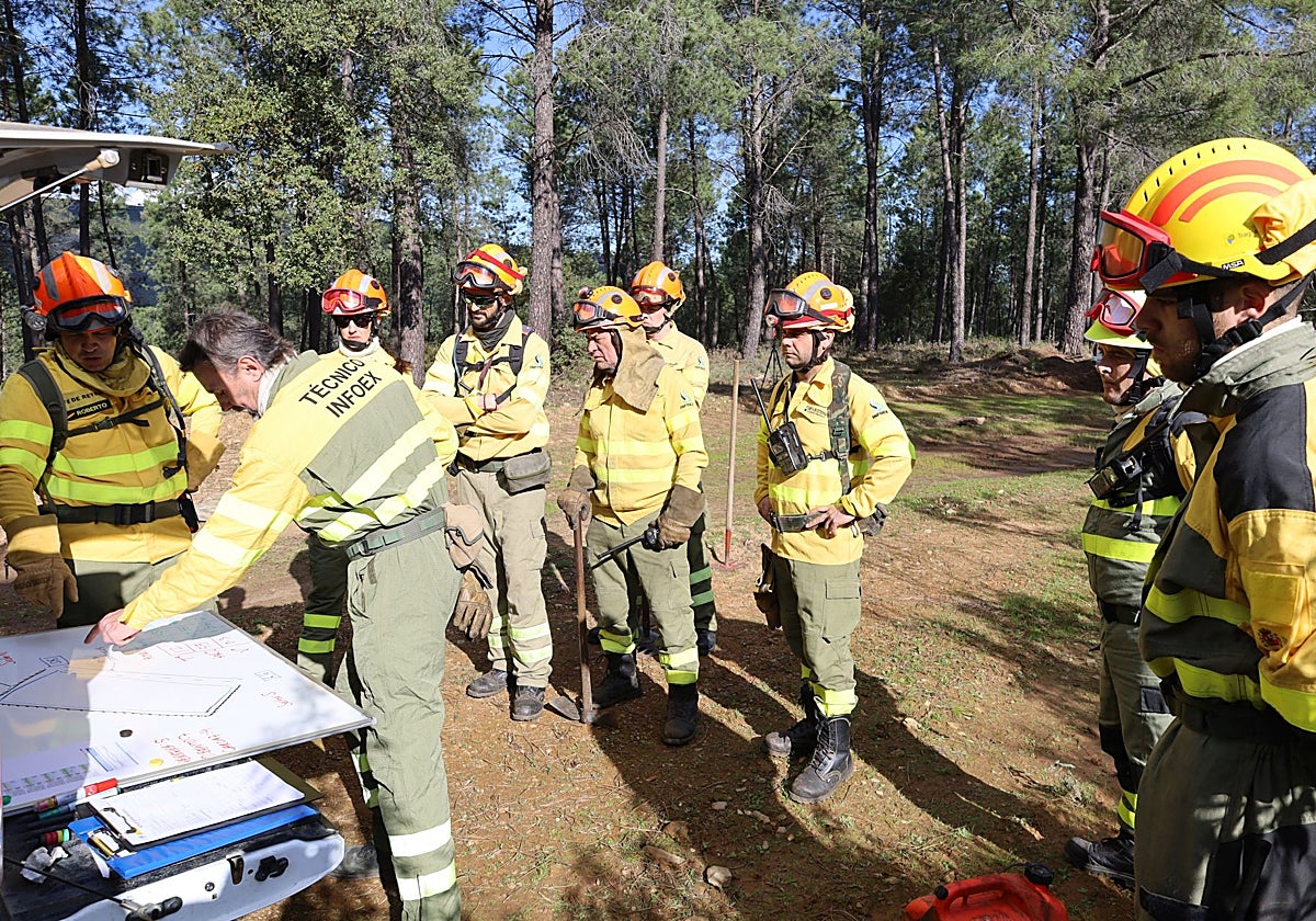 Bomberos forestales de Extremadura