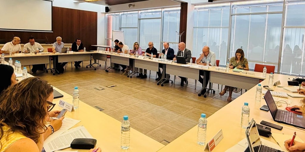 Castilla-La Mancha convocará la «mayor oferta de empleo público de la historia» del Sescam correspondiente a los años 2023 y 2024