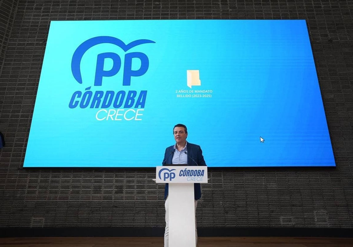 El alcalde de Córdoba, José María Bellido, este martes en el salón de actos de Agrónomos