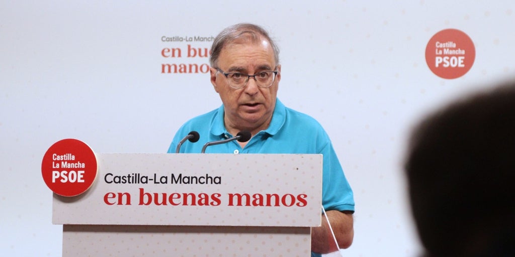 Fernando Mora echa balones fuera al ser preguntado por Pedro Sánchez: «Estamos en una situación muy compleja que exige una gran reflexión»