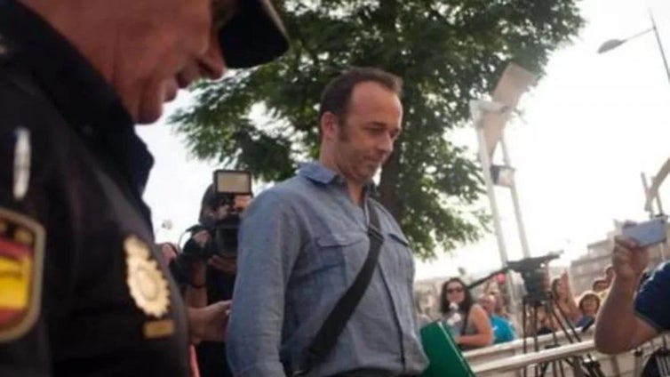 El exmarido de Juana Rivas será juzgado en septiembre en Italia por presuntos malos tratos a sus hijos