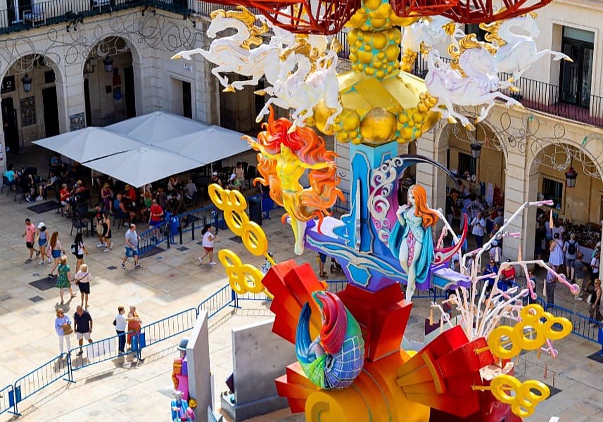 Imagen de las hogueras de Alicante