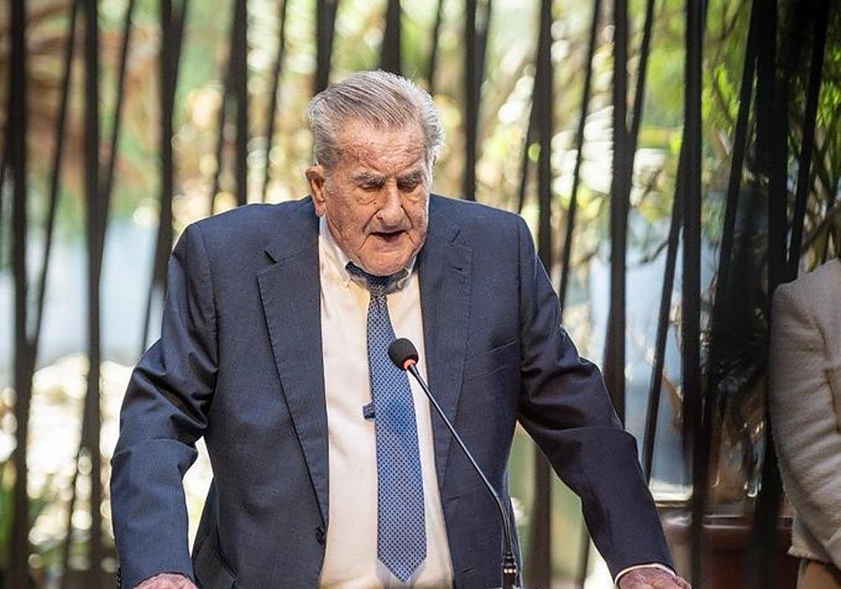 El expresidente de Canarias Manuel Hermoso.