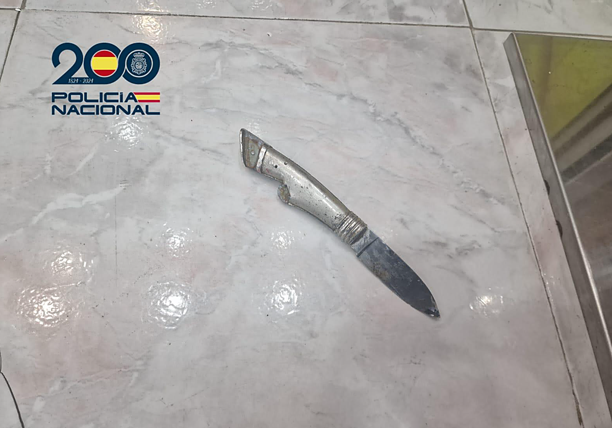 Fue sorprendido intentando robar unas bebidas alcohólicas en un establecimiento