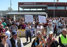 Zamora hará hoy un paro «total» para protestar por la supresión de las paradas del AVE