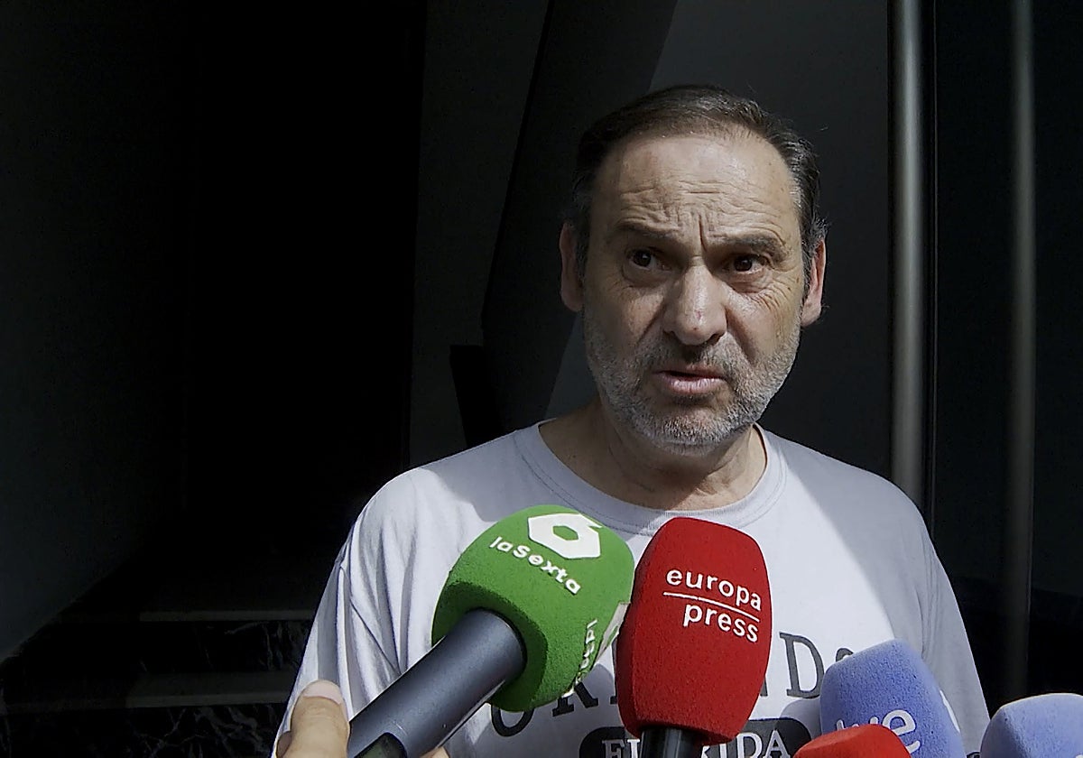 José Luis Ábalos, durnate el registro en su domicilio