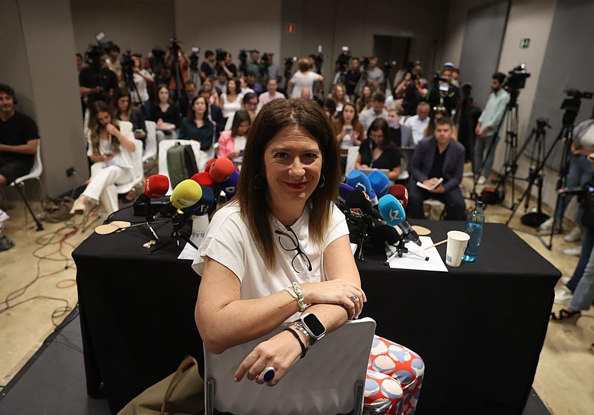 Comparecencia de la ex militante socialista Leire Díez hace dos semanas en Madrid