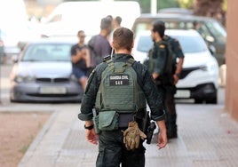 La UCO desmantela en Córdoba un entramado de blanqueo de capitales de bazares chinos y con la compra de 'oro sucio'
