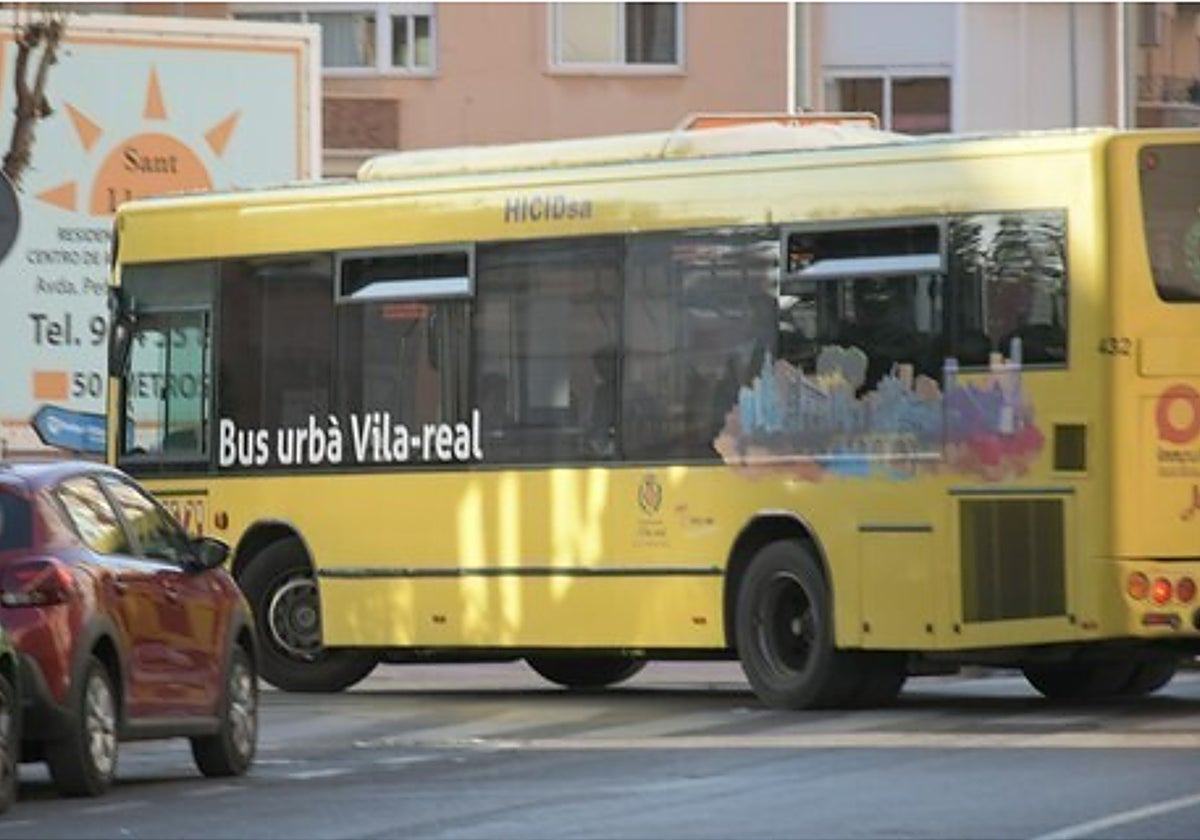 Un autobús urbano de Vila-real rotulado en valenciano, en una imagen difundida en la web municipal