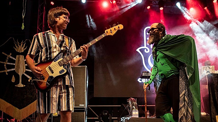 Califato 3/4 durante un concierto