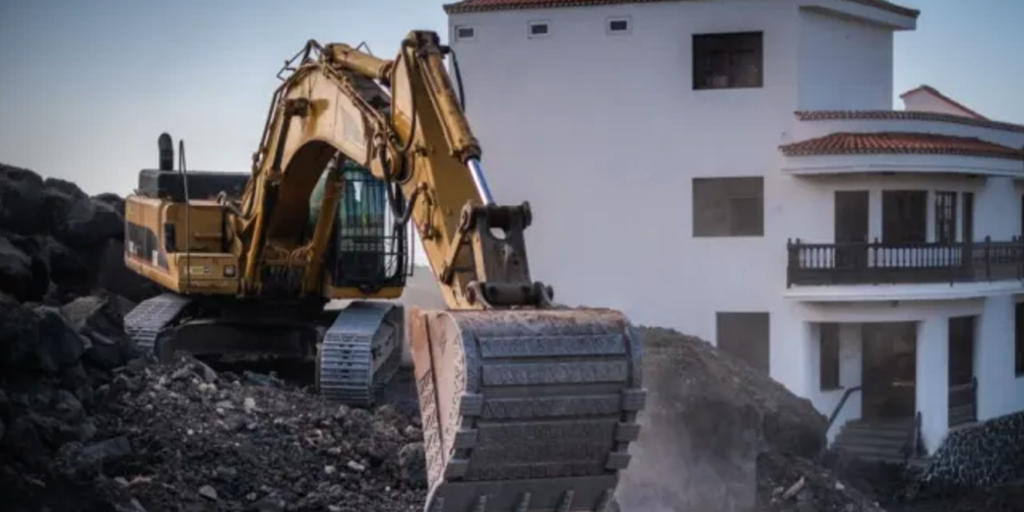 La Palma asume una «importante carga económica» a la espera de los 100 millones prometidos por el Estado
