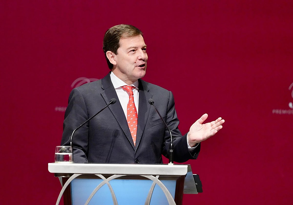 El presidente de la Junta, Alfonso Fernández Mañueco, durante la entrega de los Premios Castilla y León
