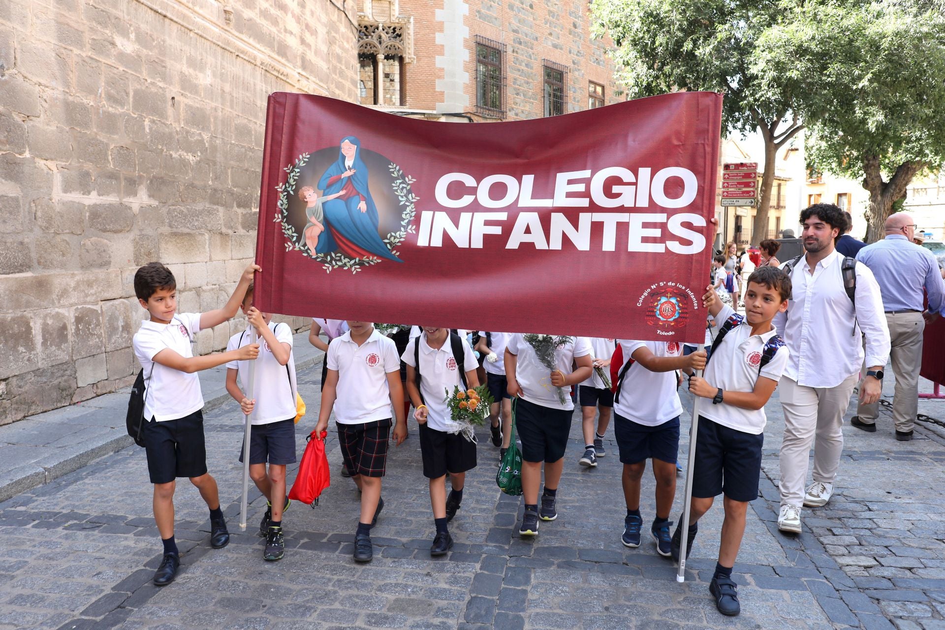 La ofrenda floral del Corpus, en imágenes