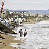 Mazón solicita al Gobierno las competencias de Costas que ya tienen otras cinco autonomías y así frenar los derribos