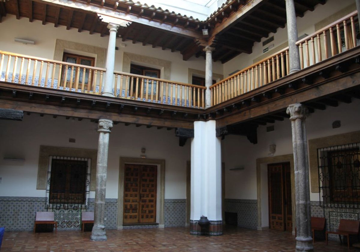 Premio al Palacio de Benacazón, al mejor patio conservado arquitectónicamente