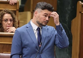 Rufián ve «tocado» a Sánchez tras reunirse con él y llama a intervenir la vivienda en «el tiempo que quede»