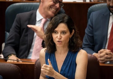 Ayuso, en el Pleno de la Asamblea: «Es la 1 del mediodía, no he comido, yo estoy bien y si quieren ayuda, que la pidan»