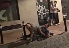 La juez imputa por homicidio imprudente al policía municipal que mató por asfixia a un ladrón en Torrejón y le deja en libertad
