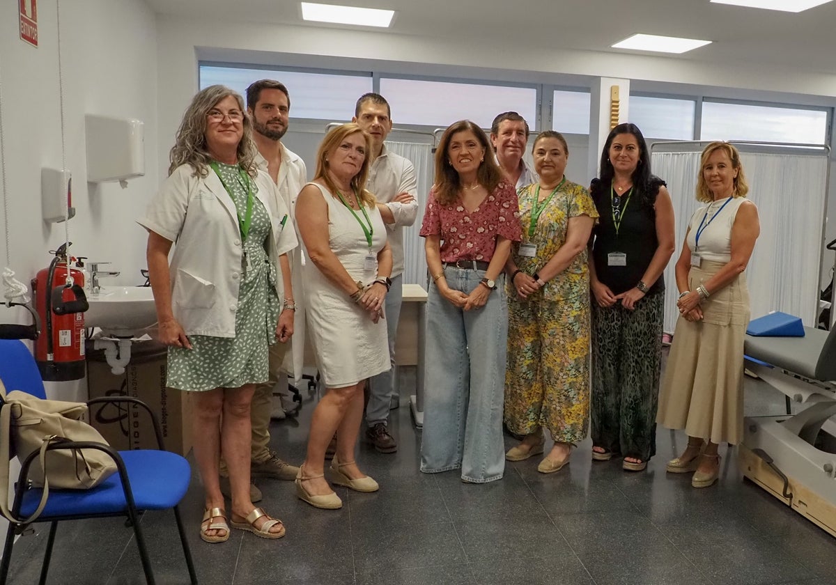 La delegada de Salud con las responsables del servicio
