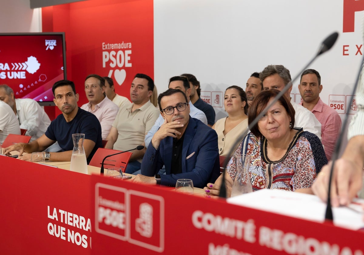 El secretario general del PSOE de Extremadura, Miguel Ángel Gallardo, durante el comité regional