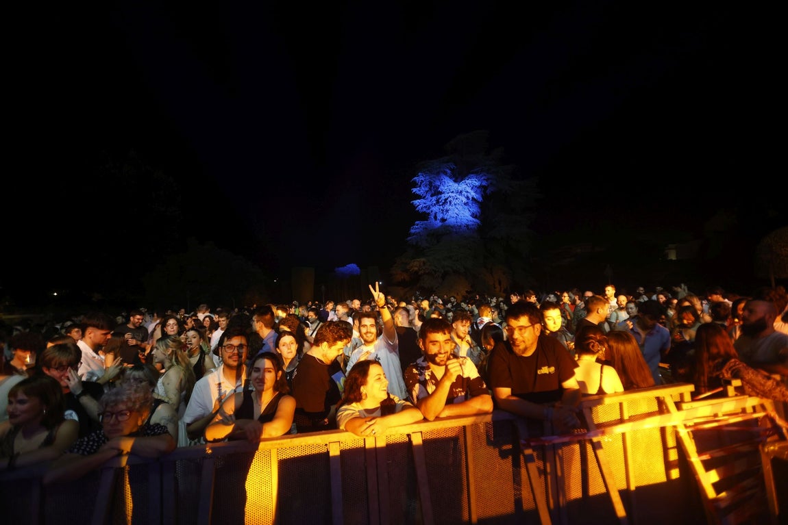 Raimundo Amador y Califato ¾ brillan en la Noche Blanca del Flamenco en Córdoba