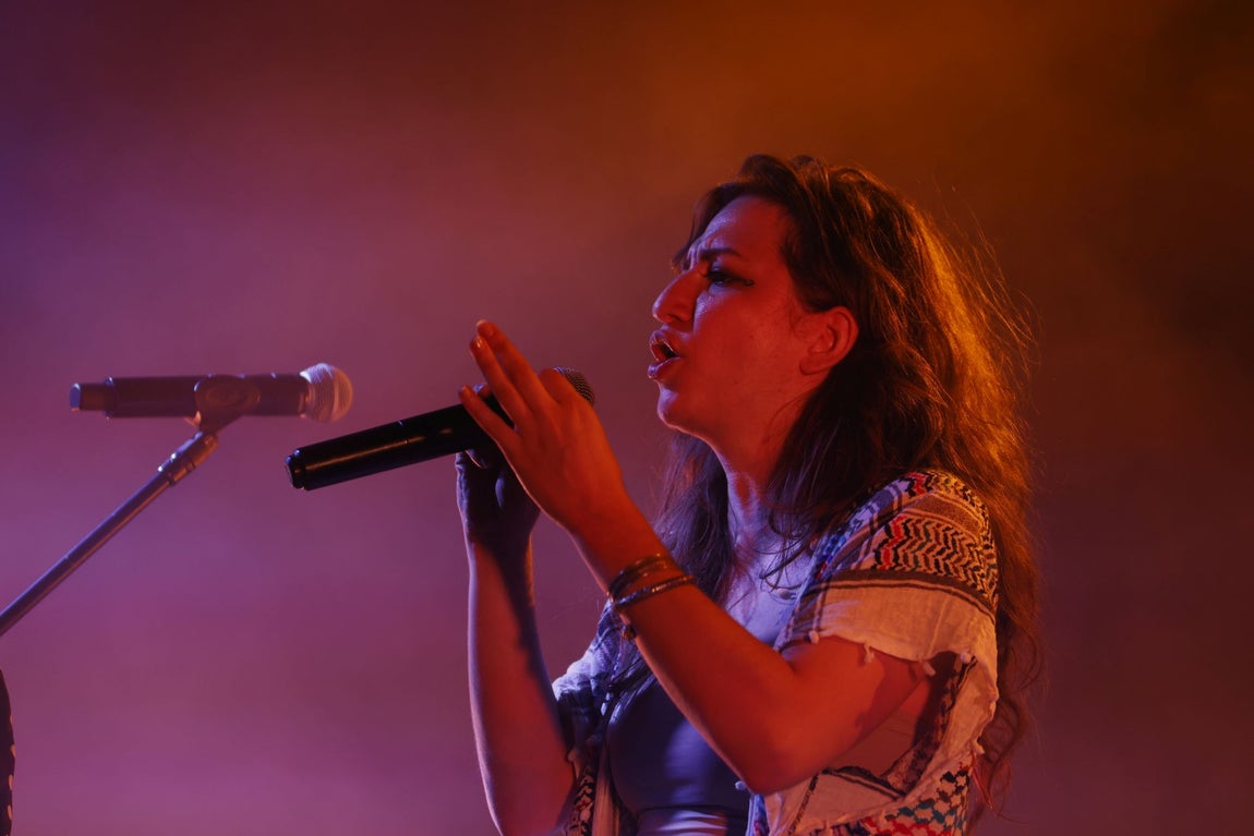 Raimundo Amador y Califato ¾ brillan en la Noche Blanca del Flamenco en Córdoba