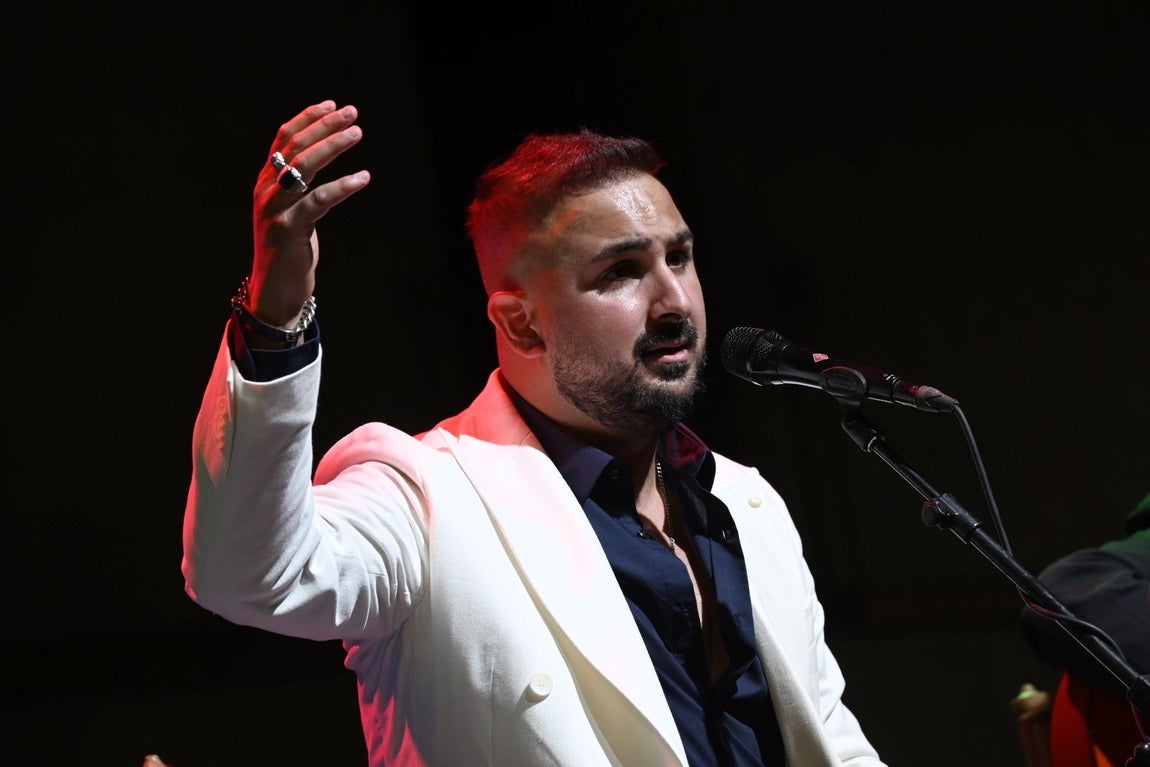La pureza de Aurora Vargas y la fuerza de Rocío Luna y Rafa del Calli en La Noche Blanca del Flamenco de Córdoba, en imágenes