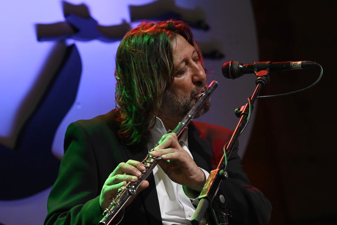 La pureza de Aurora Vargas y la fuerza de Rocío Luna y Rafa del Calli en La Noche Blanca del Flamenco de Córdoba, en imágenes