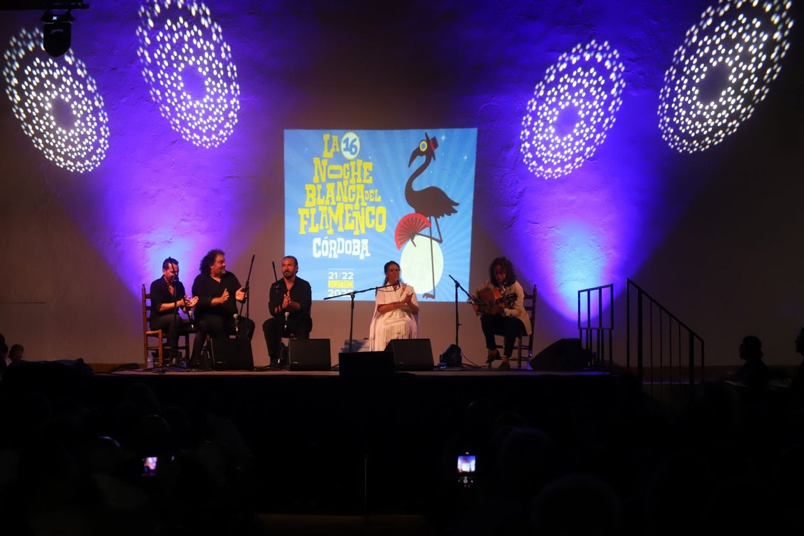 La pureza de Aurora Vargas y la fuerza de Rocío Luna y Rafa del Calli en La Noche Blanca del Flamenco de Córdoba, en imágenes