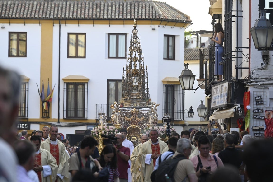 La solemne procesión del Corpus Christi de Córdoba, en imágenes