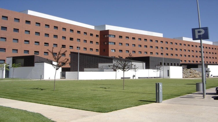Hospitalizado un niño de 4 años tras ser rescatado de una piscina en Daimiel con síntomas de ahogamiento