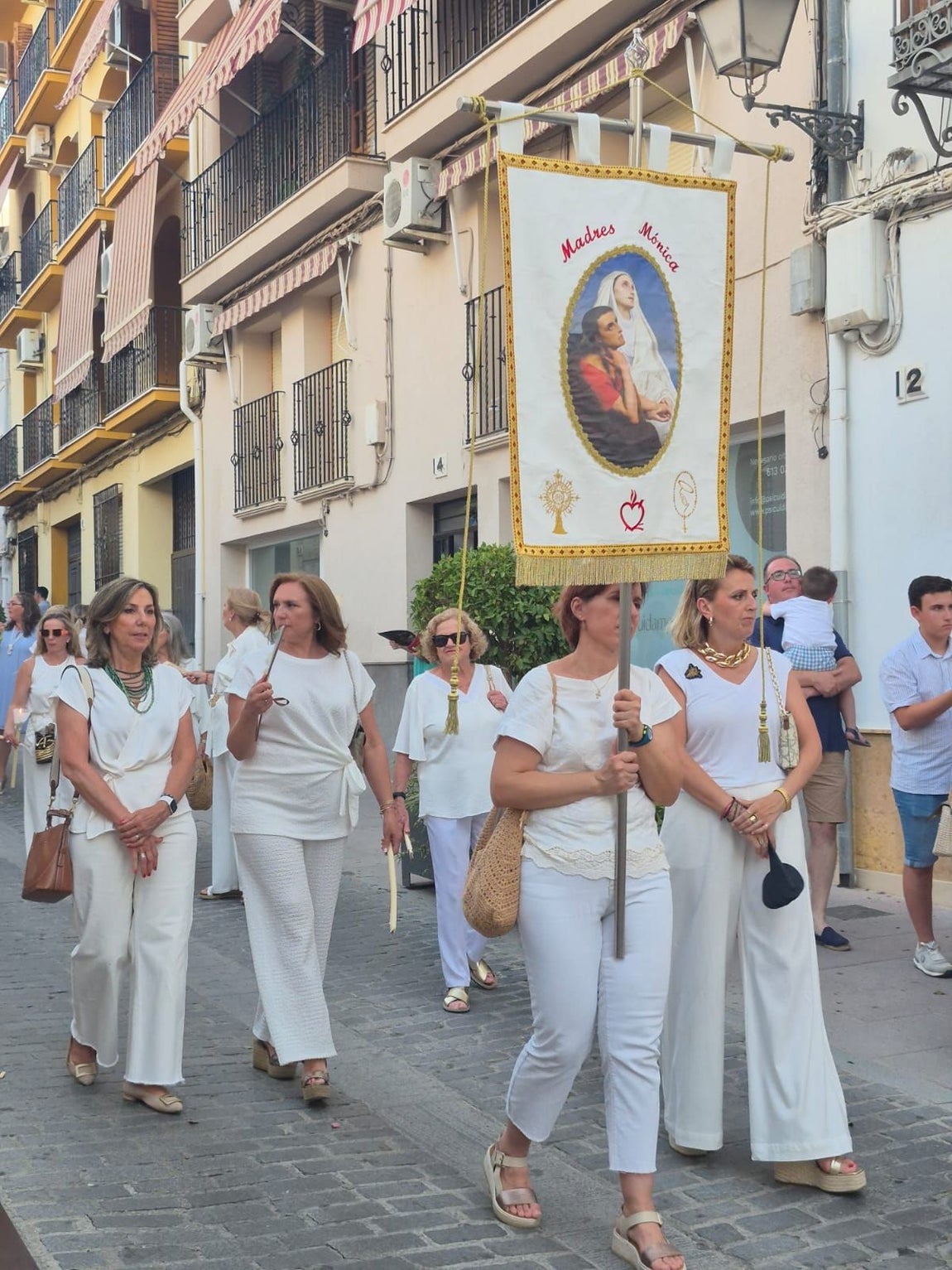 En imágenes, la solemne procesión del Corpus Christi en los pueblos de Córdoba