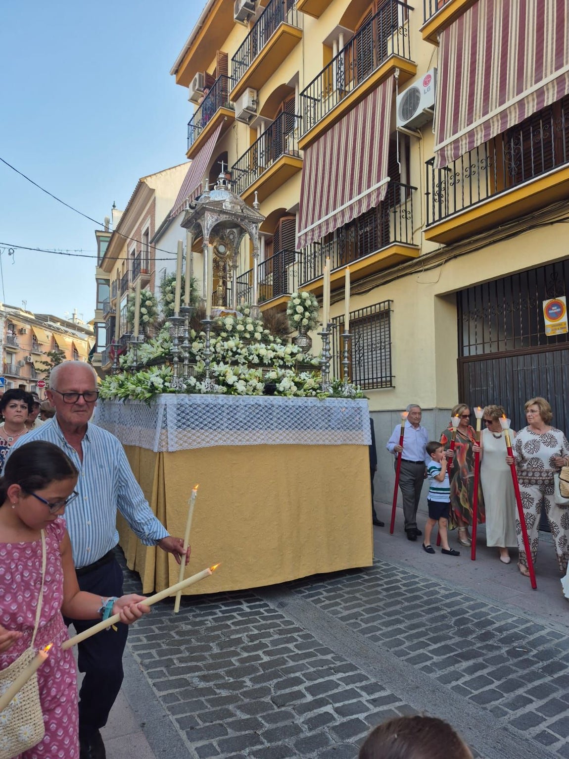 En imágenes, la solemne procesión del Corpus Christi en los pueblos de Córdoba