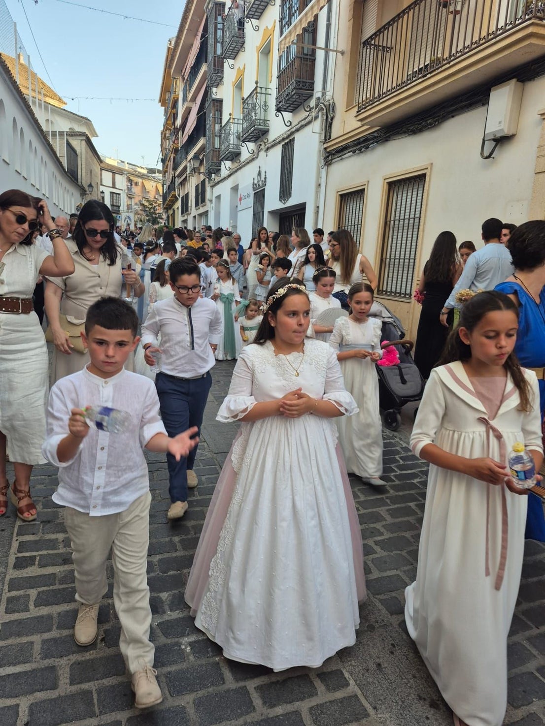 En imágenes, la solemne procesión del Corpus Christi en los pueblos de ...