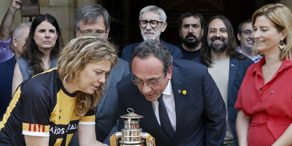 Alegato por los Països Catalans y Puigdemont en el Parlamento de Cataluña