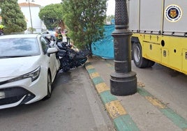 Muere una mujer de 77 años en un accidente de tráfico entre una moto y un coche en Los Barrios