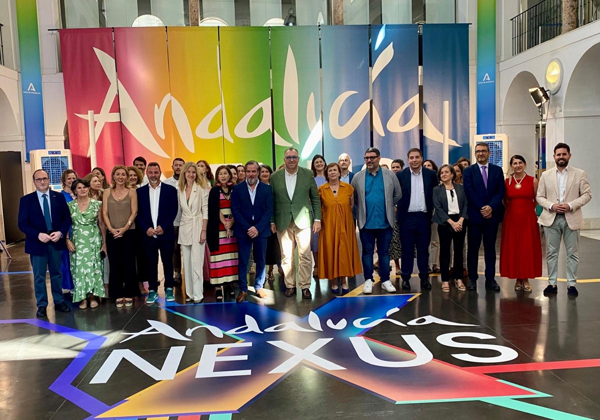 El consejero de turismo, Arturo Bernal, durante la presentación en Málaga de Andalucía Nexus