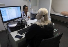 Madrid oferta contratos estables a 168 residentes que acaban su formación en Medicina de Familia