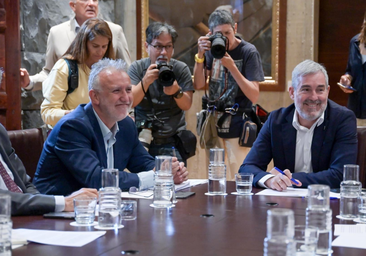 Torres se confiesa satisfecho con el acuerdo sobre solicitantes de asilo y espera que se «avance» en la acogida del resto de menores
